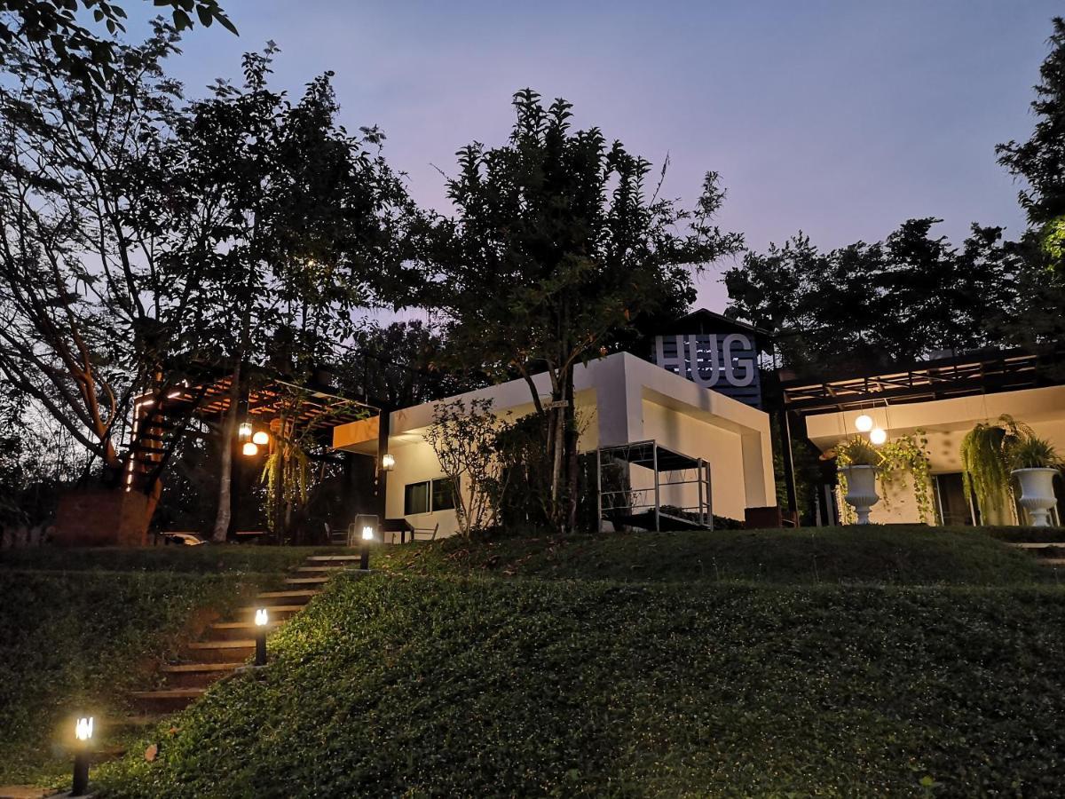 Hug Station Khaoyai Hotel Pongtalong Kültér fotó