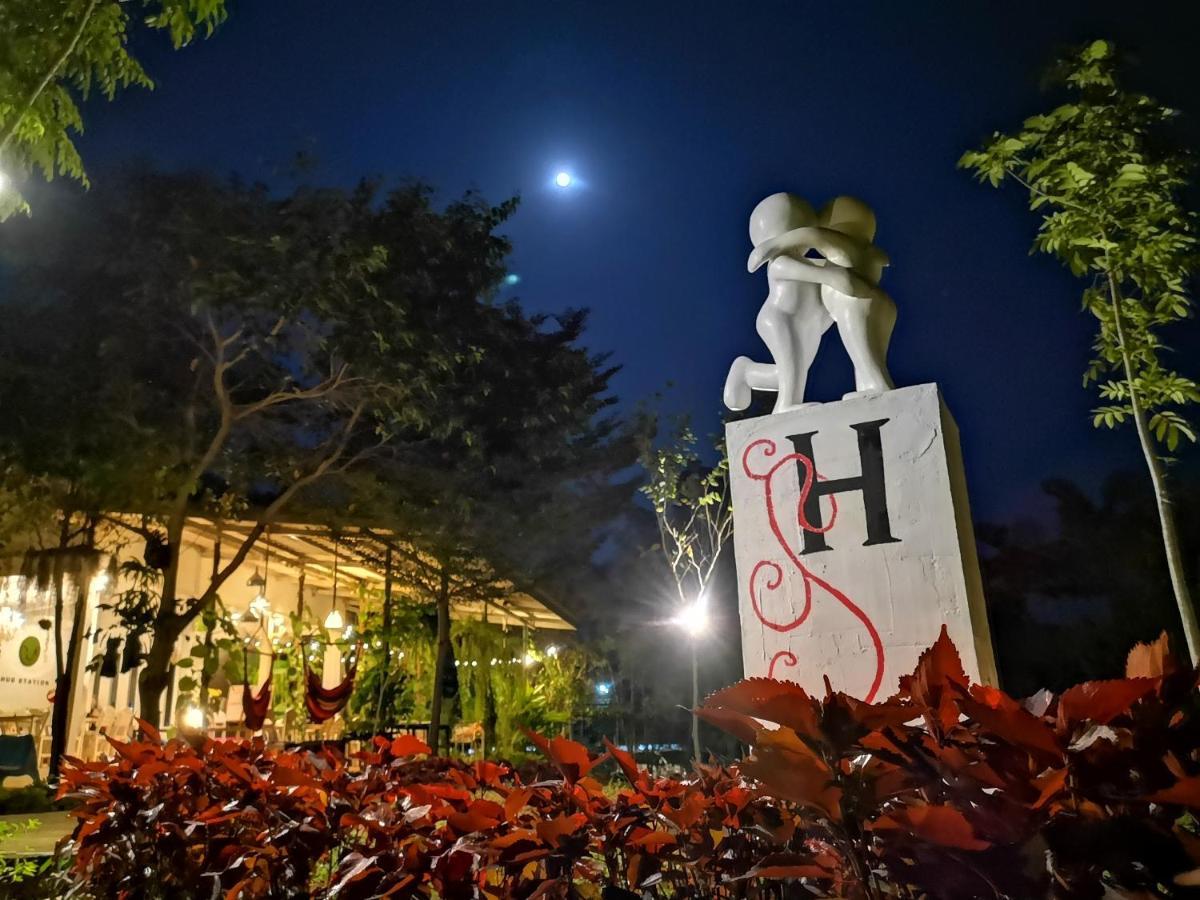 Hug Station Khaoyai Hotel Pongtalong Kültér fotó